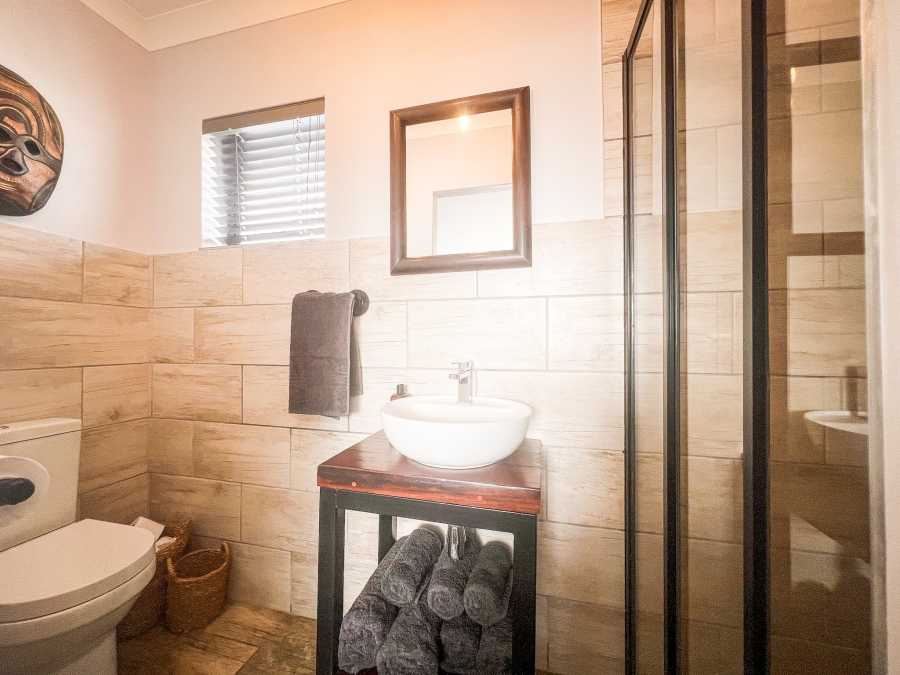 5 Bedroom Property for Sale in Myburgh Park Western Cape
